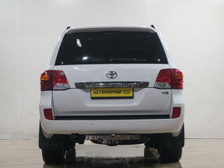 2012 Toyota Land Cruiser 200 Series Рестайлинг 1, белый, 3269000 рублей, вид 5