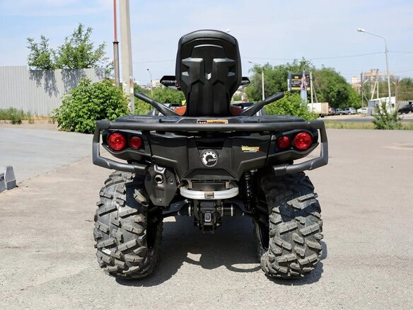 2026 BRP Can-Am Outlander MAX 1000R LTD, чёрный, 1586400 рублей - вид 2