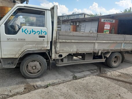 1994 Toyota Dyna, белый, 999000 рублей, вид 3