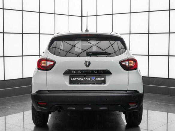 2021 Renault Kaptur I Рестайлинг, белый, 1690000 рублей - вид 2