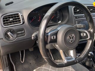 2019 Volkswagen Polo V Рестайлинг, коричневый, 900000 рублей, вид 5