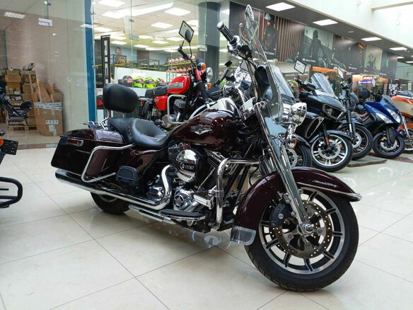 2014 Harley-Davidson Road King, пурпурный, 1300000 рублей - вид 2