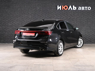 2019 Kia Cerato IV, чёрный, 1700000 рублей, вид 3