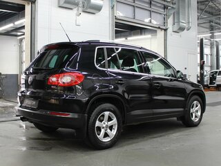 2008 Volkswagen Tiguan I, чёрный, 680000 рублей, вид 5