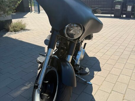 2010 Harley-Davidson Fat Boy, чёрный, 1540000 рублей, вид 3