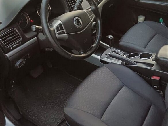 2012 SsangYong Actyon II, серебристый, 750000 рублей - вид 5
