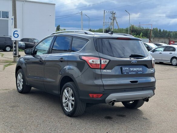 2017 Ford Kuga II Рестайлинг, серый, 1069000 рублей - вид 6