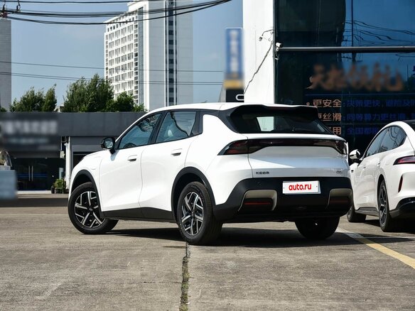 2026 Changan Qiyuan Q05 40.3 kWh II, белый, 1920000 рублей - вид 12