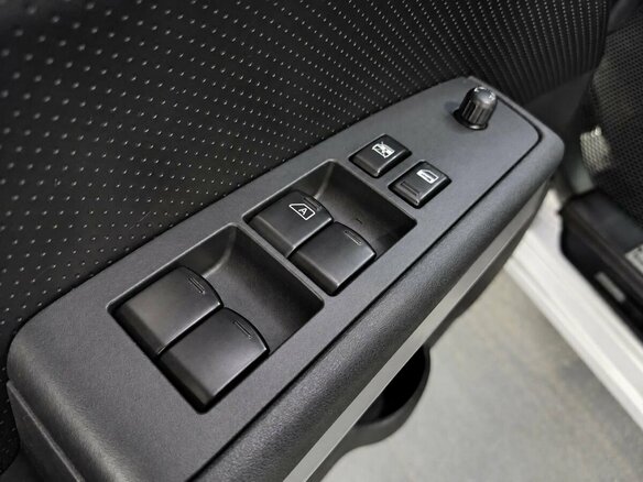2014 Nissan X-Trail II Рестайлинг, серебристый, 1469000 рублей - вид 12