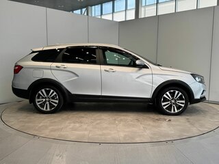 2022 Lada (ВАЗ) Vesta SW Cross I, серый, 1340000 рублей, вид 4