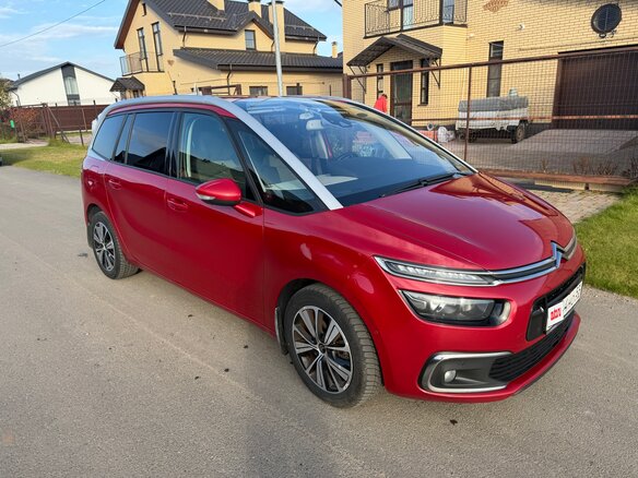 2018 Citroen C4 Picasso Grand II Рестайлинг, красный, 1490000 рублей - вид 2