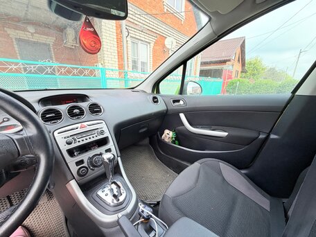 2008 Peugeot 308 I, жёлтый, 350000 рублей, вид 4