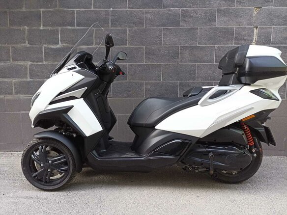 2021 Peugeot Metropolis, белый, 700000 рублей - вид 1