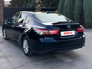2018 Toyota Camry VIII (XV70), синий, 1890000 рублей, вид 4
