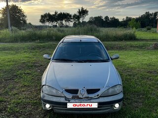 2002 Renault Megane I Рестайлинг, серебристый, 170000 рублей, вид 2