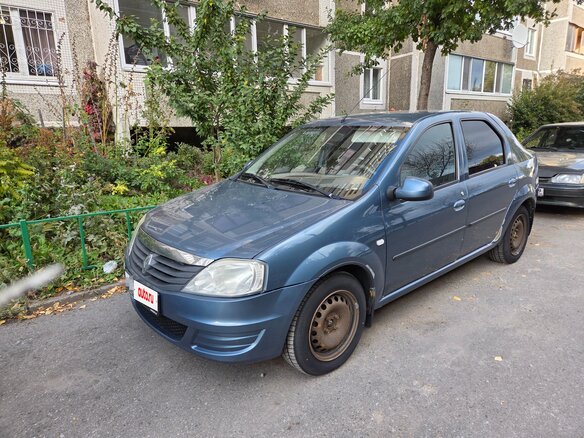 2013 Renault Logan I Рестайлинг, синий, 265000 рублей - вид 2
