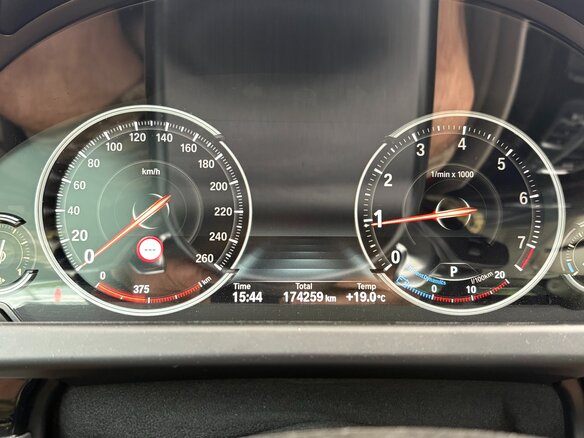 2016 BMW 6 серии 640i xDrive III (F06/F13/F12) Рестайлинг, чёрный - вид 16