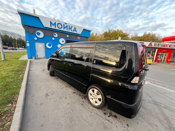 2008 Nissan Serena III (C25), чёрный - вид 16