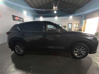 2023 Mazda CX-5 II Рестайлинг, серый, 2479600 рублей, вид 4