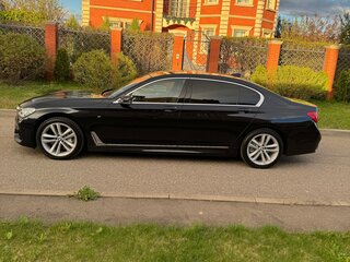 2016 BMW 7 серии Long 750Li xDrive VI (G11/G12), чёрный, 4450000 рублей, вид 1