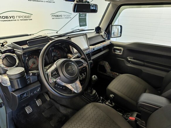 2020 Suzuki Jimny IV, зелёный - вид 11