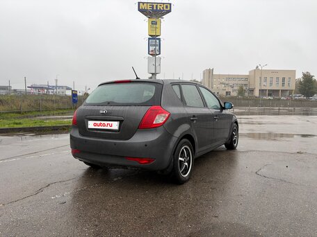 2010 Kia Ceed I Рестайлинг, серебристый, 540000 рублей, вид 3