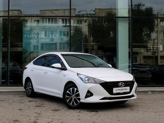 2021 Hyundai Solaris II Рестайлинг, белый, 1695000 рублей, вид 3