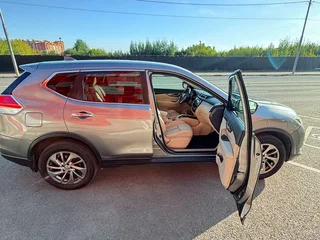 2018 Nissan X-Trail III, серый, 1700000 рублей, вид 2