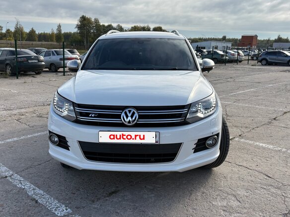 2012 Volkswagen Tiguan I Рестайлинг, белый, 1299000 рублей - вид 1