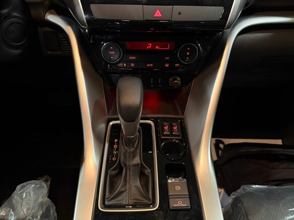 2022 Mitsubishi Eclipse Cross I Рестайлинг, серебристый, 3149750 рублей - вид 7