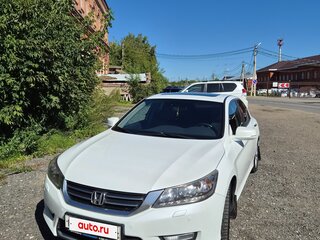 2013 Honda Accord IX, белый, 1600000 рублей, вид 2