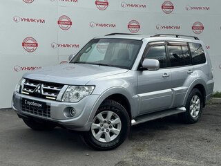 2012 Mitsubishi Pajero IV Рестайлинг 1, серебристый, 2419000 рублей, вид 1