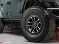 2025 Jeep Wrangler IV (JL) Рестайлинг, серый, 8650000 рублей - вид 2