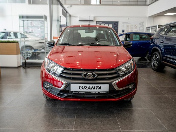 2026 Lada (ВАЗ) Granta I Рестайлинг, красный - вид 1