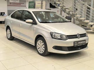 2011 Volkswagen Polo V, бежевый, 660000 рублей, вид 3