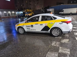 2017 Hyundai Solaris II, белый, 599999 рублей, вид 3