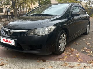 2010 Honda Civic VIII Рестайлинг, чёрный, 800000 рублей, вид 2