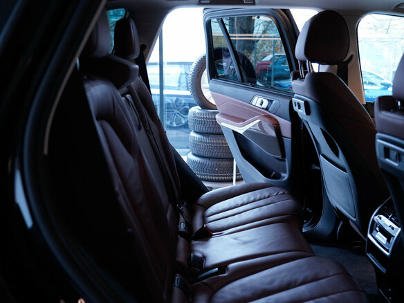 2022 BMW X5 30d IV (G05/G18), чёрный, 7500000 рублей - вид 13