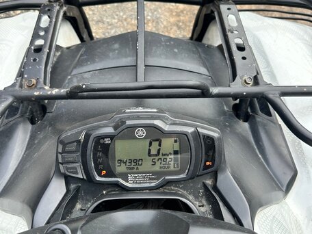 2010 Yamaha Grizzly 700, белый, 700000 рублей, вид 3