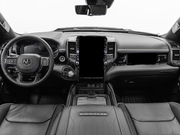 2026 Ram 1500 Crew Cab eTorque V Рестайлинг, чёрный, 11090000 рублей - вид 17
