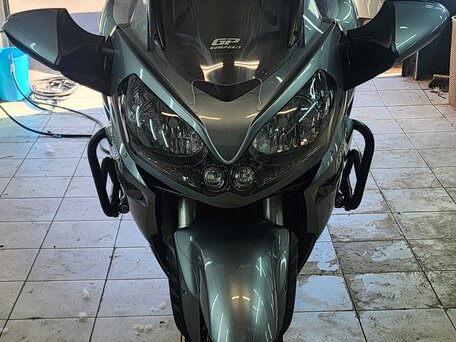 2008 Kawasaki GTR 1400 (Concours 14), серебристый, 700000 рублей, вид 2