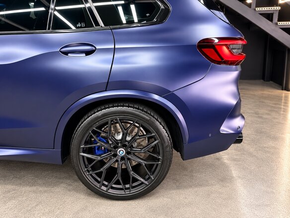2020 BMW X5 M III (F95), синий, 10500000 рублей - вид 7