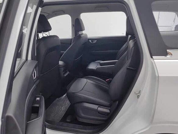 2022 Wuling Jiachen, белый, 1000000 рублей - вид 14