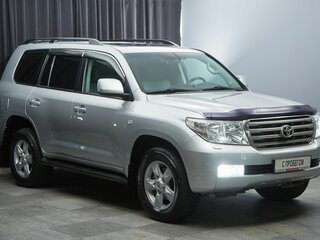 2010 Toyota Land Cruiser 200 Series, серебристый, 3200000 рублей, вид 3