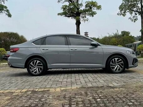 2023 Volkswagen Lavida III Рестайлинг, серый, 1500000 рублей, вид 4