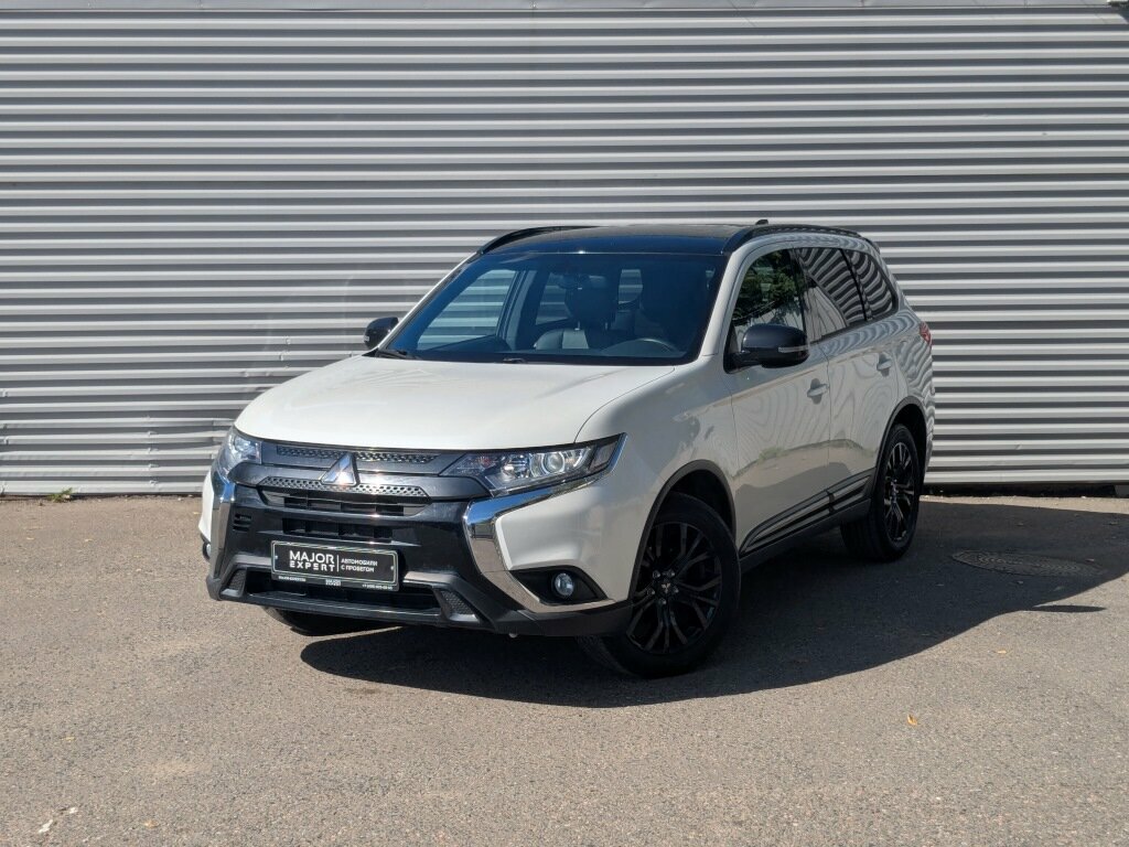 Открыть фотографии: Mitsubishi Outlander III Рестайлинг 3