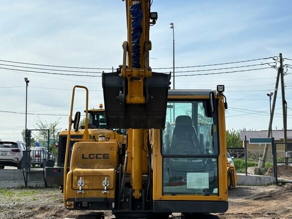 2025 LGCE E690F, жёлтый, 6100000 рублей - вид 7