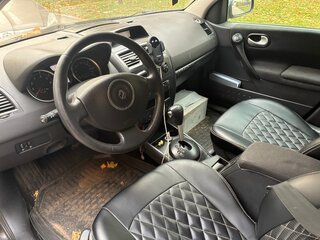 2008 Renault Megane II Рестайлинг, чёрный, 300000 рублей, вид 5