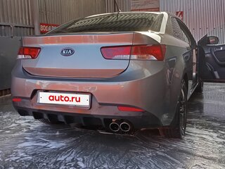 2010 Kia Cerato Koup II, серый, 900000 рублей, вид 5