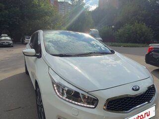 2018 Kia Ceed II Рестайлинг, белый, 1500000 рублей, вид 2